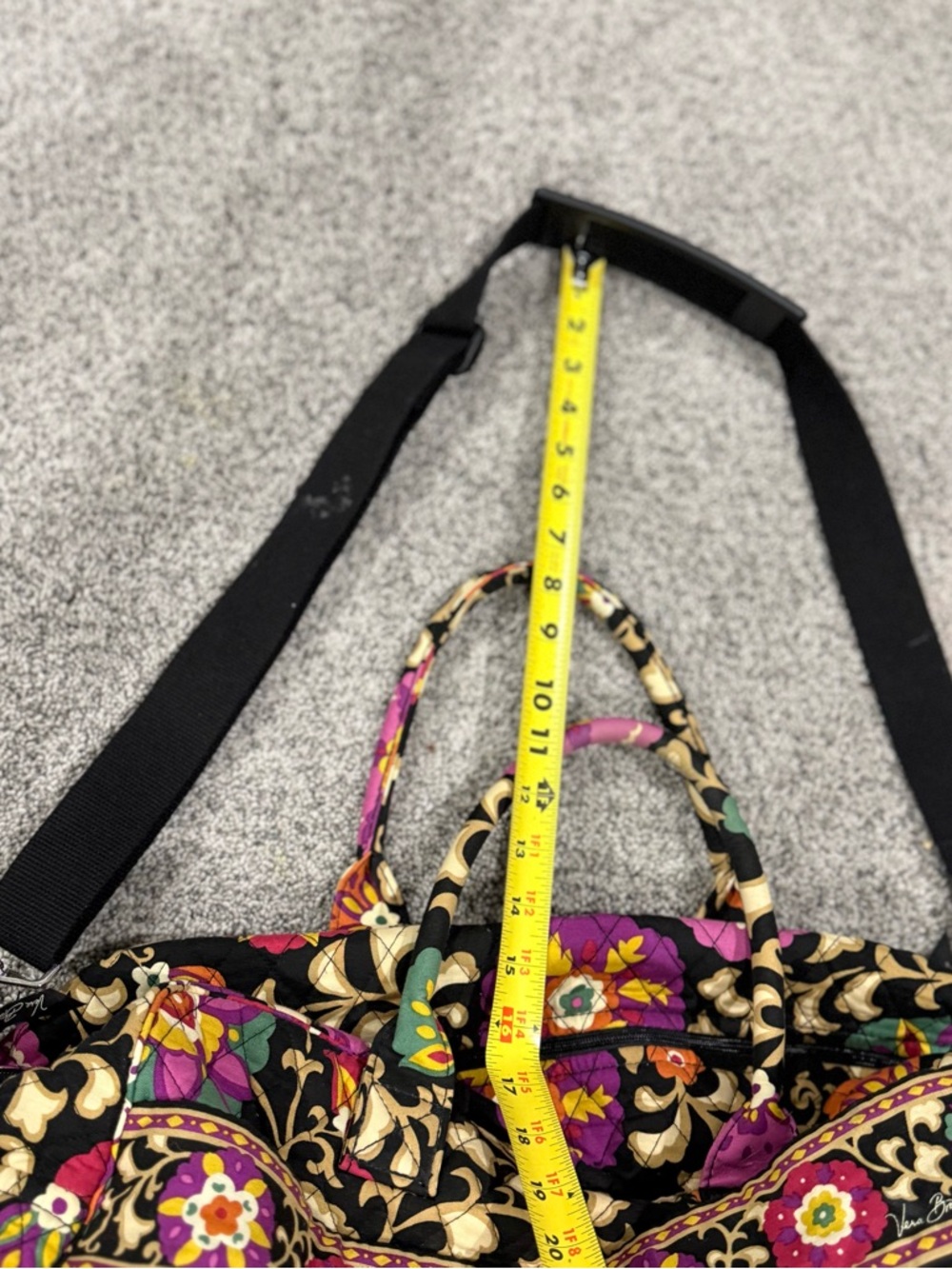 VERA BRADLEY Duffle Travel Bag Paisley Large Weekender Zip Close Shoulder Strap - Picture 11 of 13